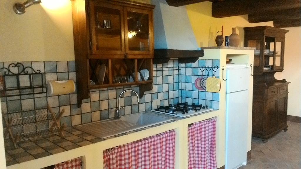 Casale Poggio Colpiccione Passignano sul Trasimeno Exterior foto