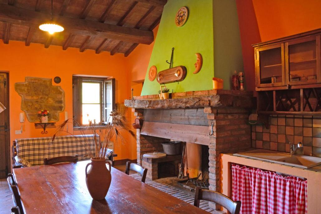 Casale Poggio Colpiccione Passignano sul Trasimeno Exterior foto